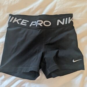Nike Black Athletic Pro Shorts Sleek Design